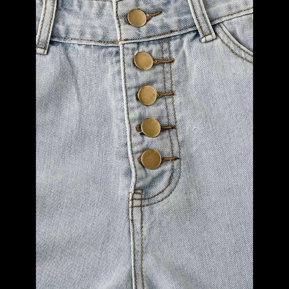 cute high waisted jean shorts - Picture 5 of 5